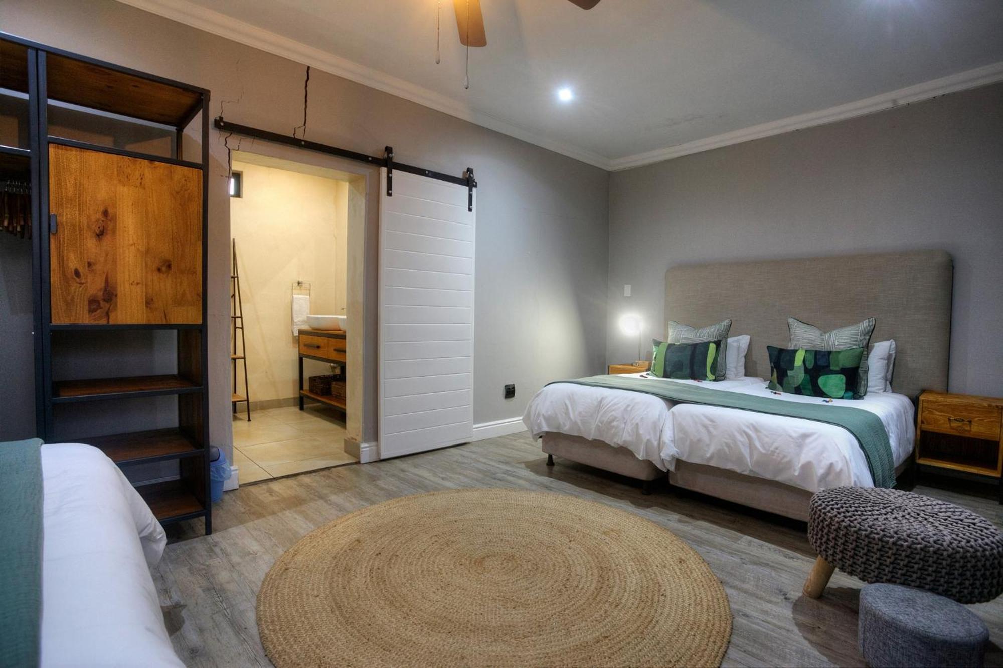 Addo Elephant Safari Lodge - Bellevue Forest Reserve Paterson 외부 사진