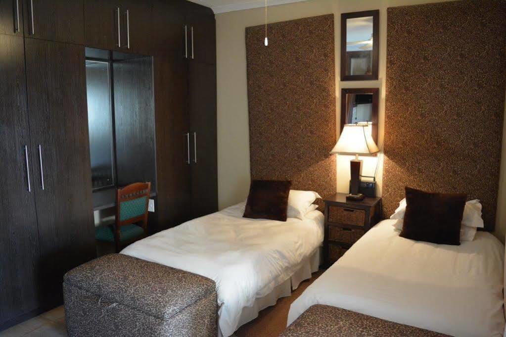 Addo Elephant Safari Lodge - Bellevue Forest Reserve Paterson 외부 사진
